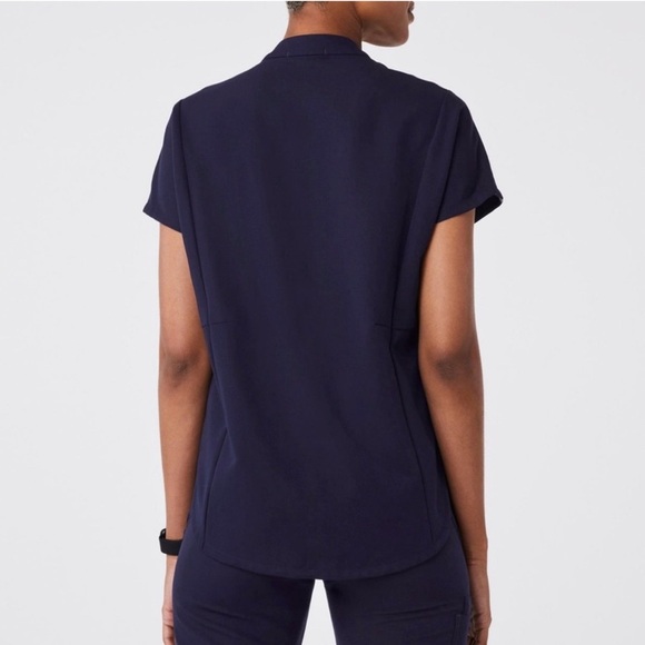Figs Women's Navy Montex Scrub Top Large - Picture 10 of 14